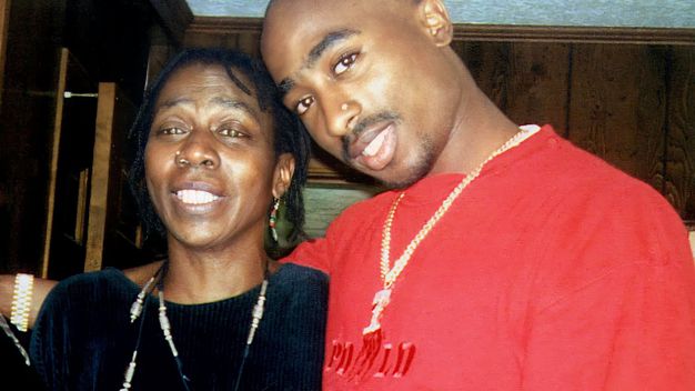 Tupac’ın annesi Afeni Shakur’un hayatı film oluyor